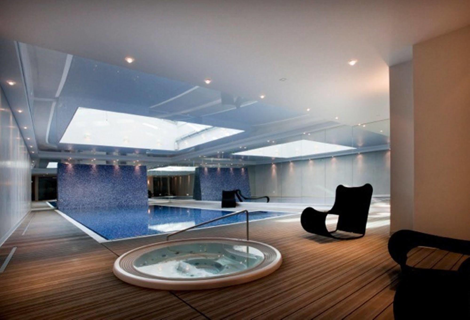 Waterlane Pool & Gym Apartments Danzig Exterior foto