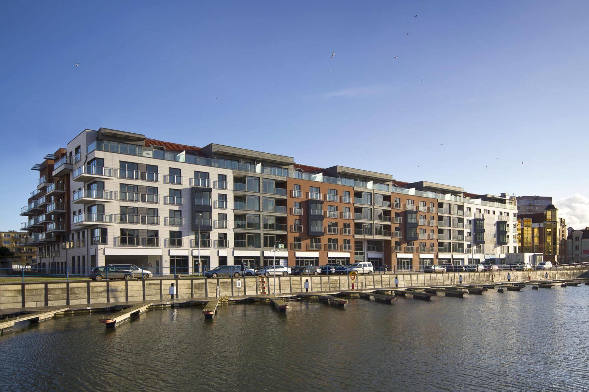 Waterlane Pool & Gym Apartments Danzig Exterior foto
